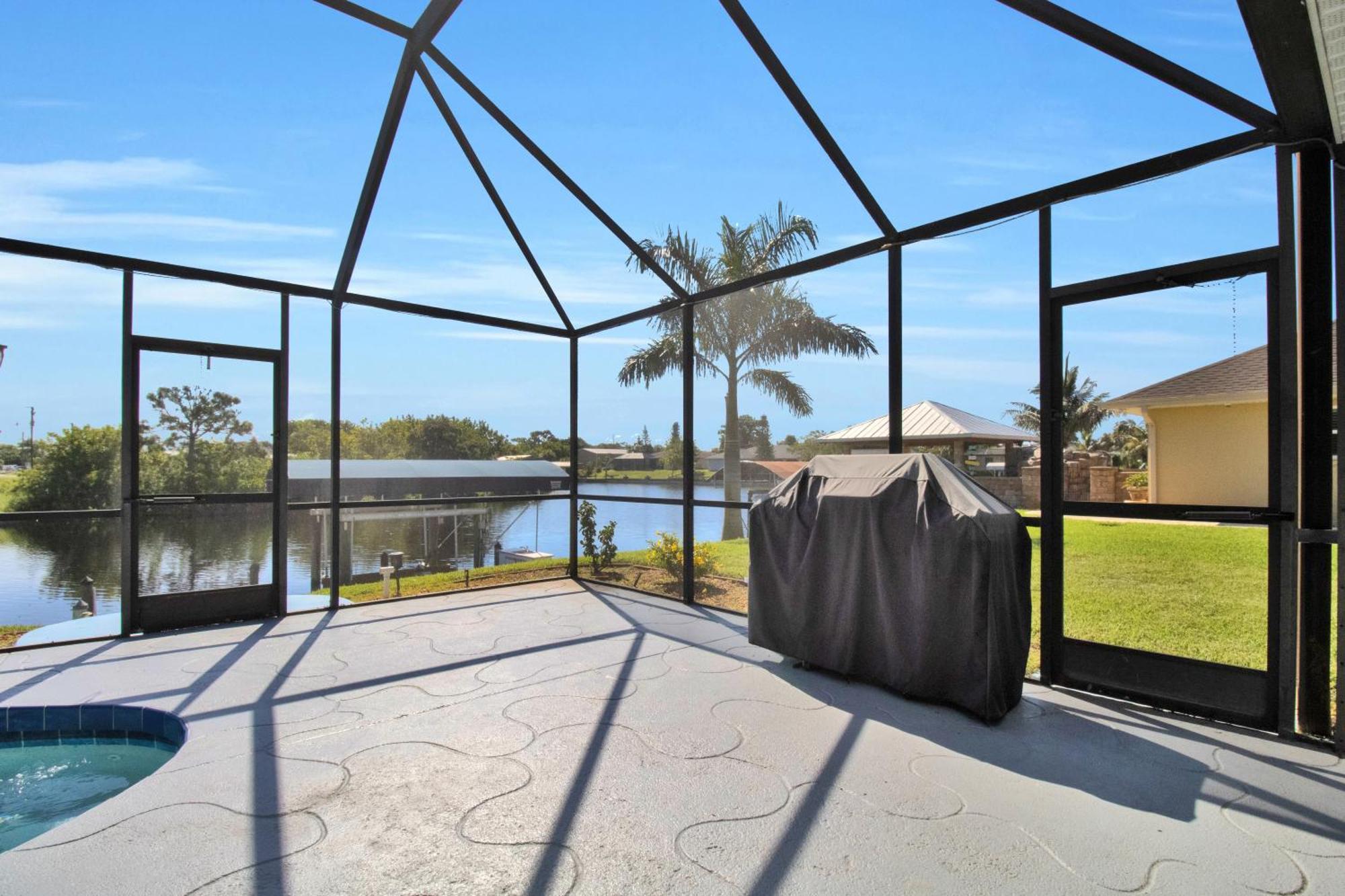 Pet Friendly Canal Front 3-Bedroom Grand Villa With Pool, Linai And Dock Port Charlotte Exteriör bild