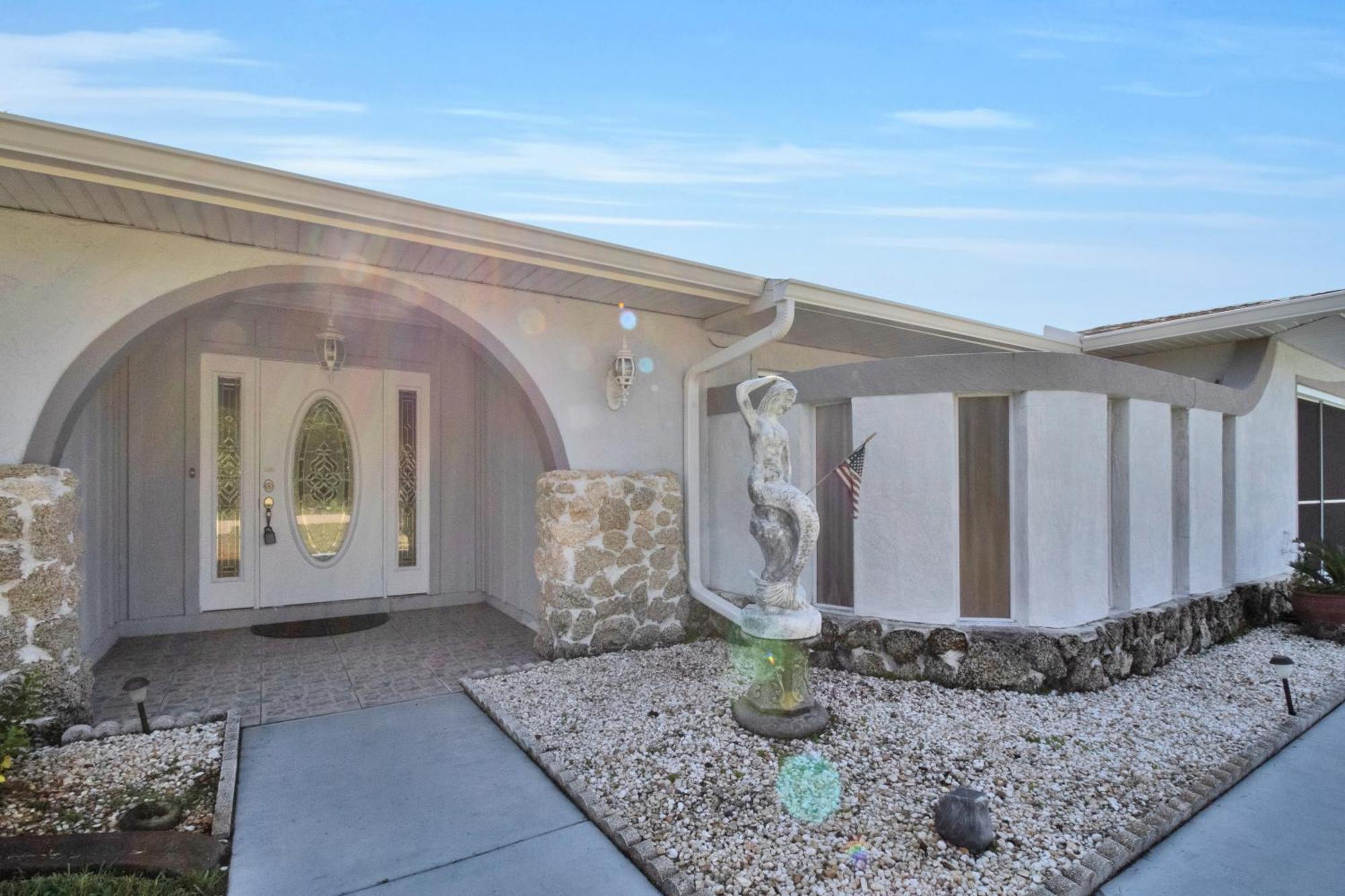 Pet Friendly Canal Front 3-Bedroom Grand Villa With Pool, Linai And Dock Port Charlotte Exteriör bild